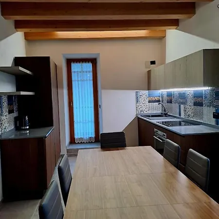 La Maison De Joanna 3 *
