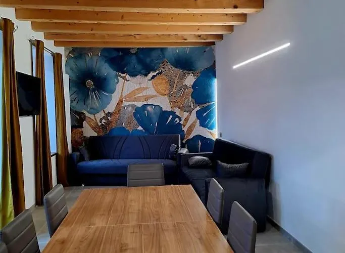 La Maison De Joanna 3 * Châtillon